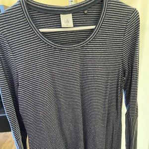 Gray and navy t shirt